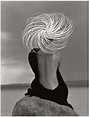 Biography: Fashion/Portrait photographer Herb Ritts | MONOVISIONS ...