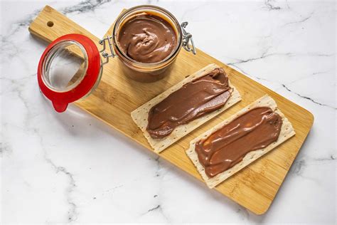 Chocoladepasta Met Karamel Zeezout Recept De Kokende Zussen