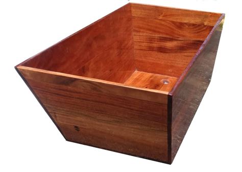 This outstanding wooden bathtub, dubbed salish sea, is the work of master craftsman seth rolland. Freestanding Rectangular Wood Bathtub - Mahogany - 58 ...