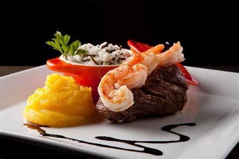 Su finalidad es que autores y creadores puedan compartir voluntariamente su trabajo con herramientas libres, pero manteniendo ciertos finalmente si estás dispuesto a pagar al autor o comercializador por el uso de su obra en tu estrategia de marketing, para garantizarse así una. La Pampa - cocina de autor, Porto Alegre - Restaurant ...