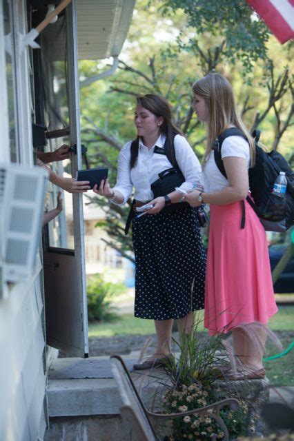 Early Returning Mormon Missionaries Often Face Stigma