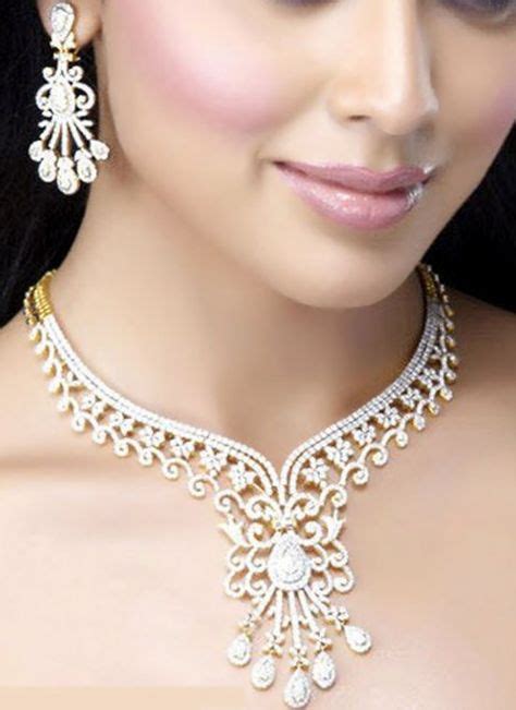 11 Best Necklace For V Neck Wedding Dress Ideas Bridal Jewelry V