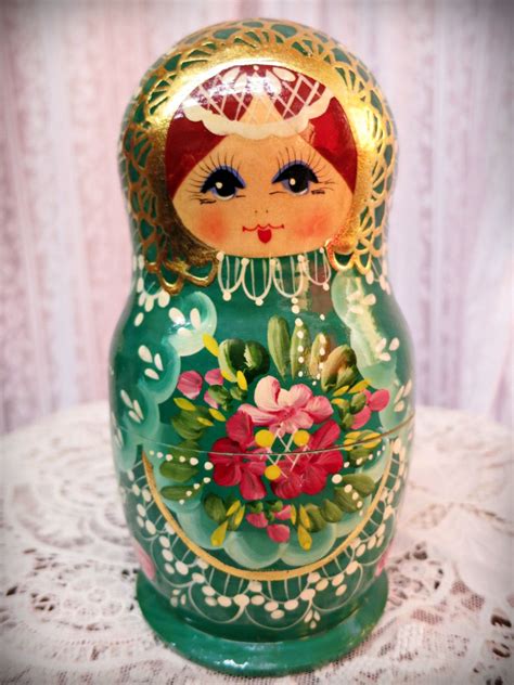 Vintage Russian Nesting Dolls Matryoshka Doll Kokeshi Dolls Stacking