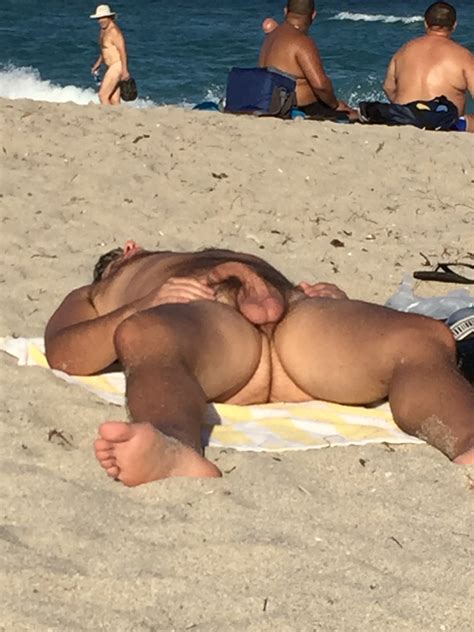 Nude Beach Spycamdude