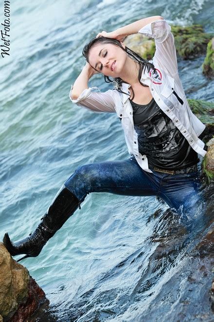 Näytä lisää sivusta wetlook by wetfoto.com wet girls jeans leggings stockings hair socks shoes facebookissa. Wetlook by Girl in Jacket, Tight Jeans and Patent Leather ...