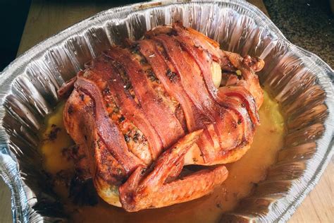 My favourite way to roast turkey is with a savoury butter under the skin to keep the breast meat moist and flavourful. Gordon Ramsay's Turkey with Gravy - Wasabi Lips