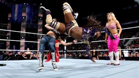 Smackdown Natalya Naomi Brie Bella Vs Layla Alicia Fox