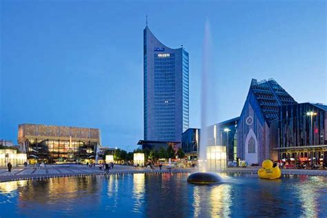 Leipzig Discover The City By Night Tour In German Getyourguide