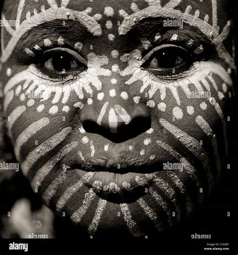 Kikuyu Tribe Woman Kenya Stock Photo Alamy
