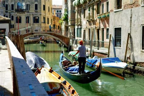How Much Is A Gondola Ride In Venice