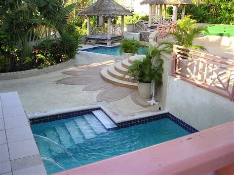 With pool walls jutting up, an above ground pool can make a small backyard seem more cramped than a comparable inground pool. Patio Backyard Small Pool Inground Pools For Your Mini ...