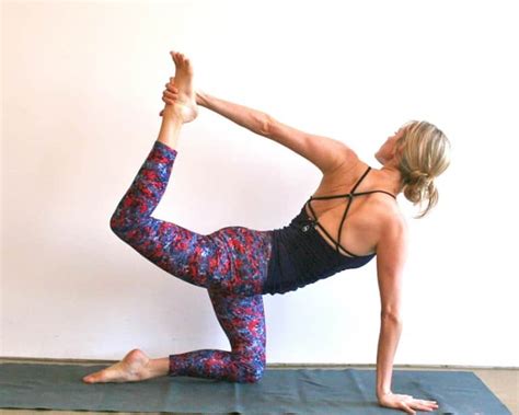 10 Minute Yoga Sequence To Feel Refreshed Mindbodygreen