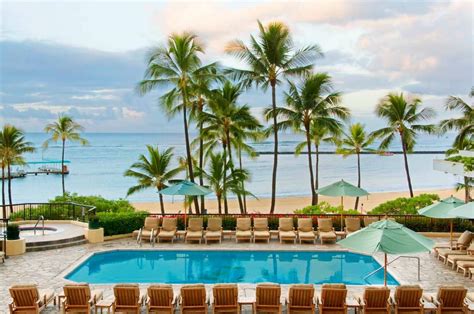 Alii Tower Pool At Hilton Hawaiian Village Waikiki Beach Resort