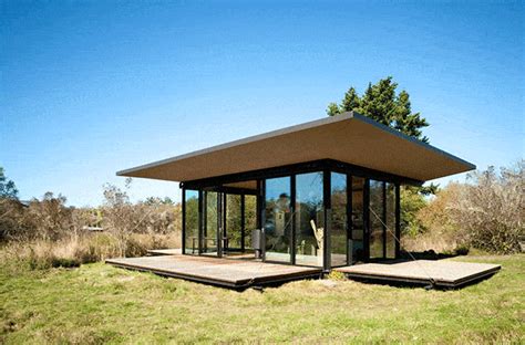 7 Clever Ideas For A Secure Remote Cabin Modern House