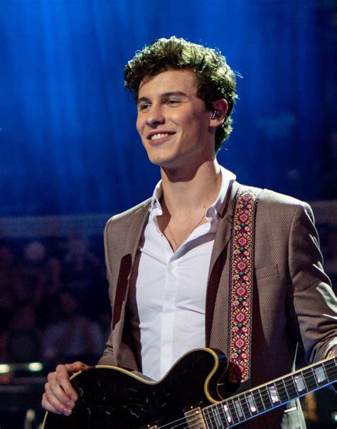 Shawn mendes admitted he and camila cabello had a disagreement, when he raised his voice at her and got so defensive. here's the lesson he's taking away from the vulnerable moment. Shawn Mendes — Wikipédia