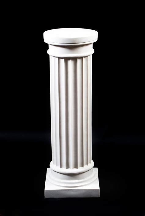 Elegant Grecian Marble Doric Column Pedestal For Sale At 1stdibs