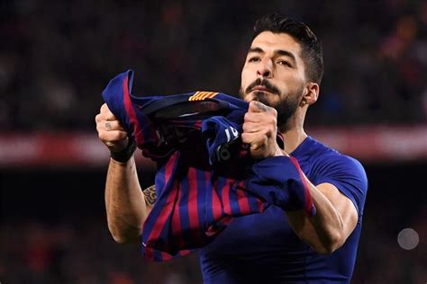 التشكيلة الاساسية لنادي أتلتيكو مدريد بقيادة المدرب دييجو سيميونى: تقارير تكشف موقف أتلتيكو مدريد من ضم لويس سواريز - بطولات