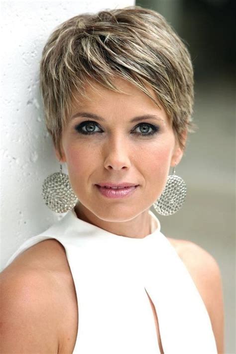 Hommes coiffure homme are a topic that is being searched for and liked by netizens today. +39 coupe de cheveux court femme 50 ans 2021 : ХИТ ...