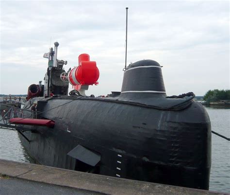 Jedyny polski okręt podwodny, orp orzeł, jest w coraz gorszym stanie. MojaWyspa.co.uk: Tu i Teraz - ORP Orzeł - poszukiwany ...