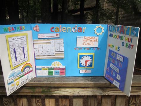 lifestyle  learning calendar  weather board