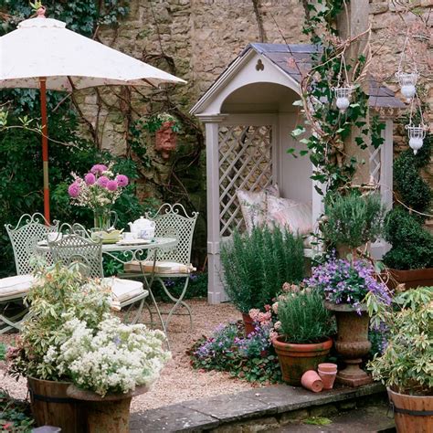 Cottage Garden Ideas Create A Charming Country Style Garden In Any Setting