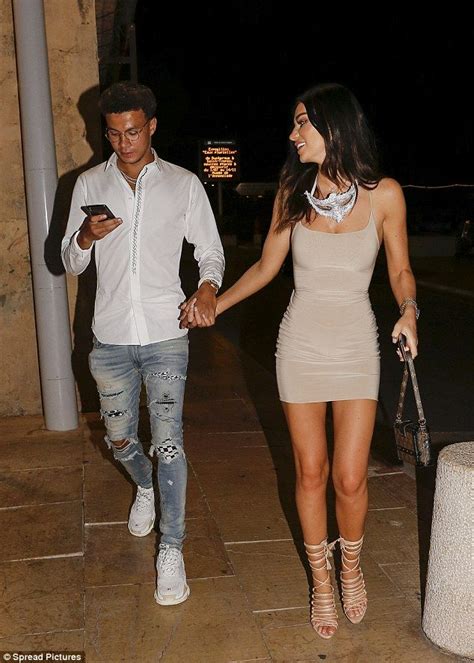 Dele Alli S Model Girlfriend Ruby Mae Displays Her Enviable Figure Cal A Destroyed Masculina