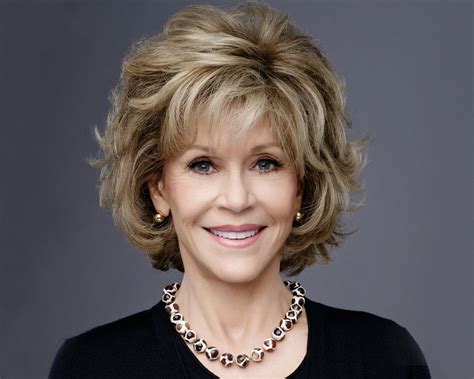 The grace and frankie star knows a. Jane Fonda Dishes On A Lifestyle Choice Which You Might ...