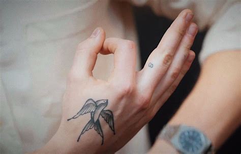 Shawn Mendes S Tattoo Hand Tattoos Jake Paul Triangle Tattoo Body