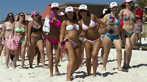Video Bikini Parade World Record Beaten In Florida Guinness World