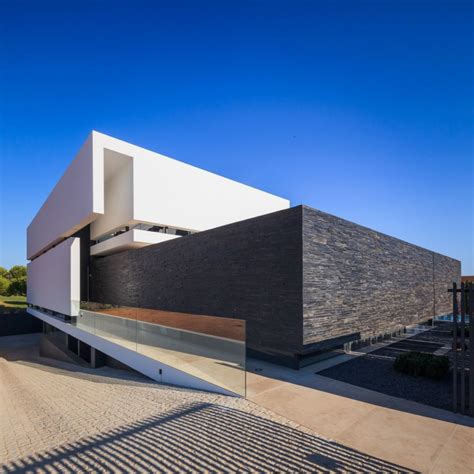 Villa Vlm15 In Portugal By Arquimais Architecture And Design