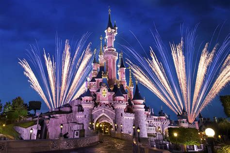 Disneyland parijs heeft verschillende hotels. Disneyland Parijs: Tips, beste prijzen en hotels ...
