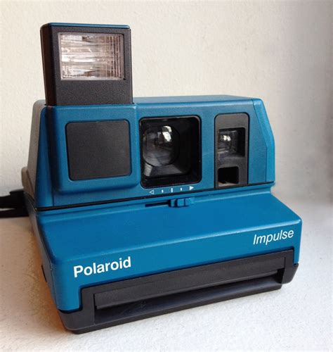 The Polaroid Impulse Camera Was Introduced In 1988 Vintage Rétro