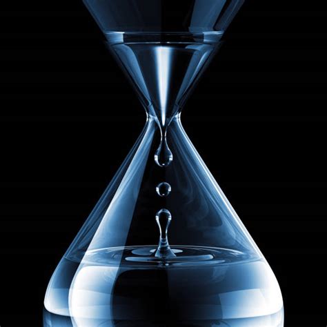 220 Water Clock Hourglass Liquid Stock Photos Pictures And Royalty Free