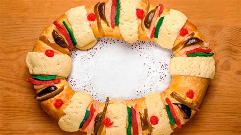 Tradicion Rosca De Reyes Png La Rosca De Reyes Lleg 243 Al Pa 237 S