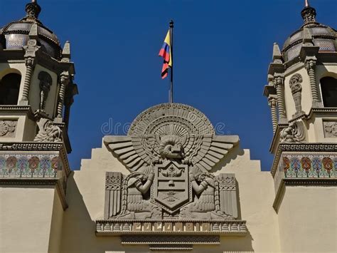 Ecco il sito del consolato generale di monaco, che offre assistenza a tutti gli italiani residenti nella circoscrizione di monaco e a tutti coloro che desiderano dei contatti con l'italia per qualsiasi motivo. Consolato Generale Americano Monaco Di Baviera Fotografia ...