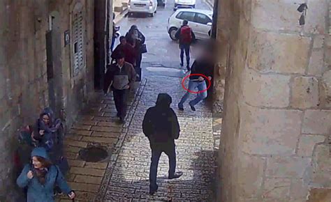 מאבטח נפצע באורח קשה מאוד; N12 - ניסיון פיגוע דקירה בעיר העתיקה בירושלים