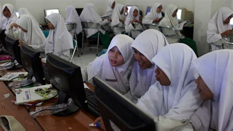 Schoolgirl Virginity Test Plan Dropped In Indonesia Following Intl Uproar — Rt World News