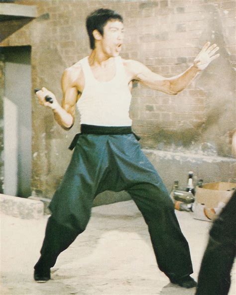 Pin by Glenn Johnson on Way Of The Dragon | Bruce lee martial arts ...