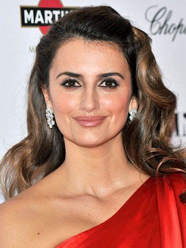 16 Penelope Cruz Hair Gorgeous Shades And Red Carpet