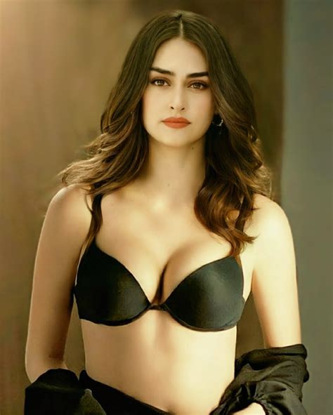 Esra Bilgic Hot Sexy Photos Turkish Actress Esra Bilgiç Bikini Photos
