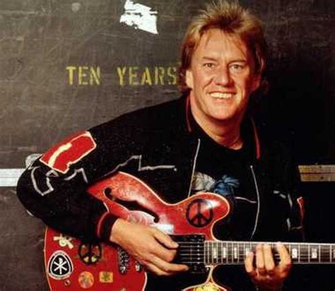 Alvin Lee Founder Of The Band Ten Years After Dies At 68
