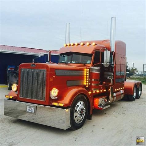 Pin By Ethan Bendele On Peterbilt And Flat Tops Truck Paint Jobs Big
