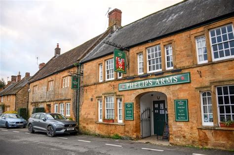 Montacute Phelips Arms © Lewis Clarke Cc By Sa20 Geograph