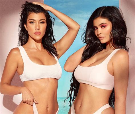 Kylie Jenner And Kourtney Kardashian Sexy 5 Photos Thefappening