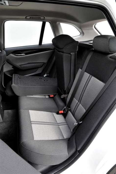 Which is the new car color you can get for bmw x1? Photo Gallery: BMW X1 in Marrakesh Brown color