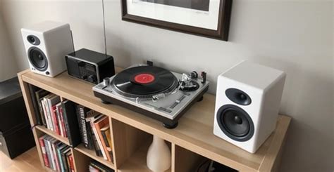 Fully automatic belt drive turntable. Best Powered Speakers for Audio-Technica AT-LP60 | Vinyl ...