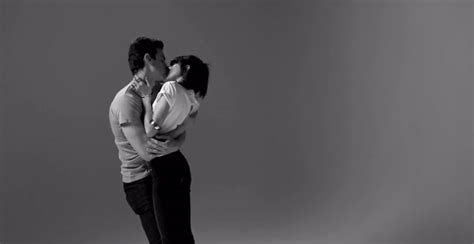 Twenty Strangers Kiss For The First Time A Must Watch Video Yatzer