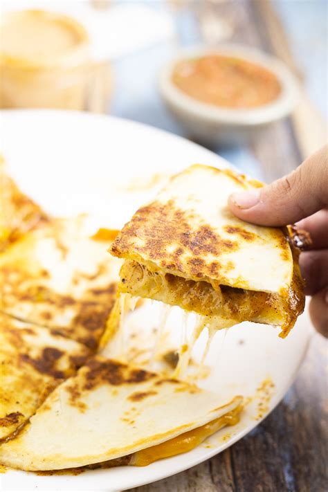 It provides that little extra something in your quesadilla that. Copycat Taco Bell Quesadilla Sauce Recipe | The Gracious Wife