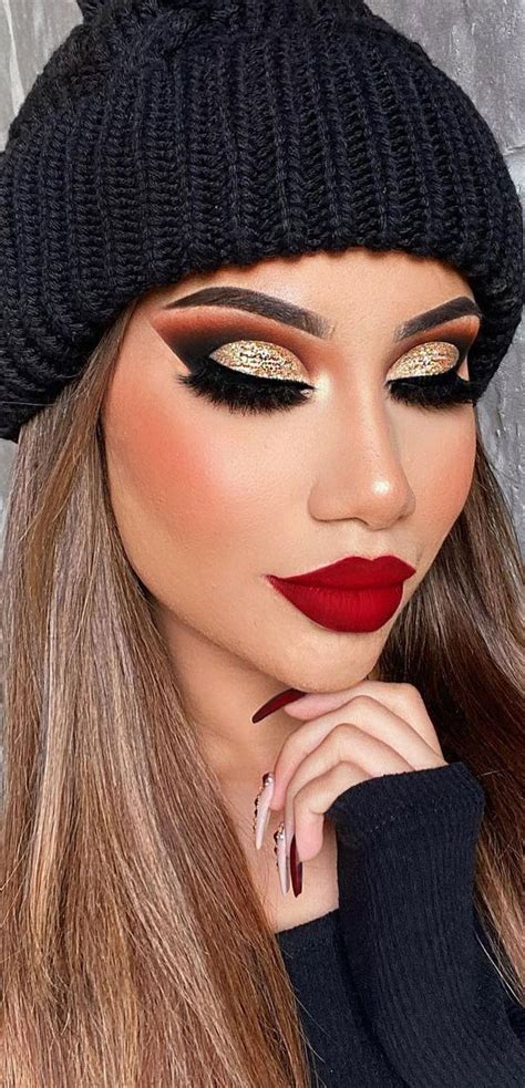 Stunning Makeup Looks 2021 The Perfect For Holiday Glam Look