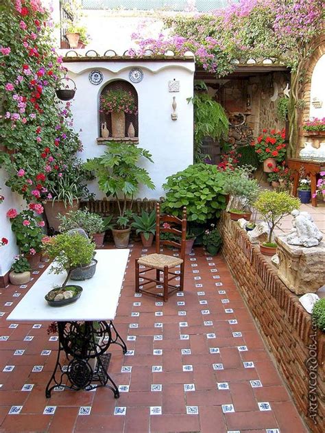 Spanish Backyard Ideas 31 Mexican Patio Spanish Backyard Garden